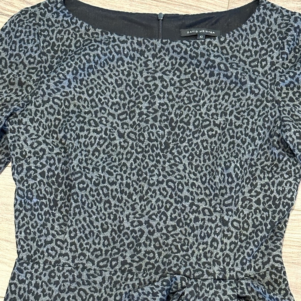David Meister Black & Gray Leopard Sheath Dress With Bow Size 10 - Picture 3 of 8